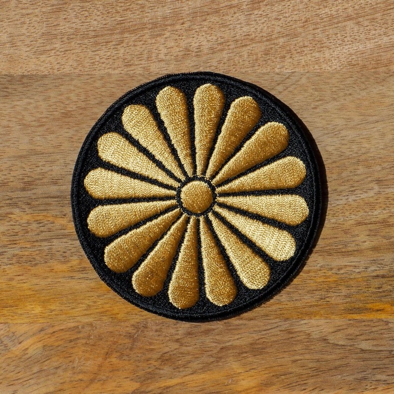 Japan Chrysanthemum Crest Sun Embroidered patch