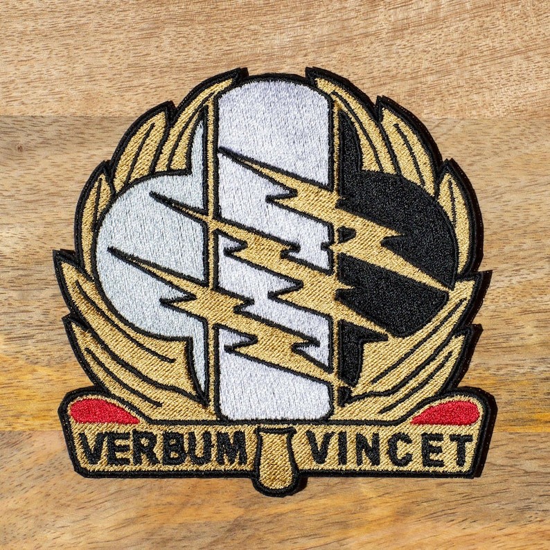 4th Psychological Operations Group Verbum Vincet Embroidered Patch