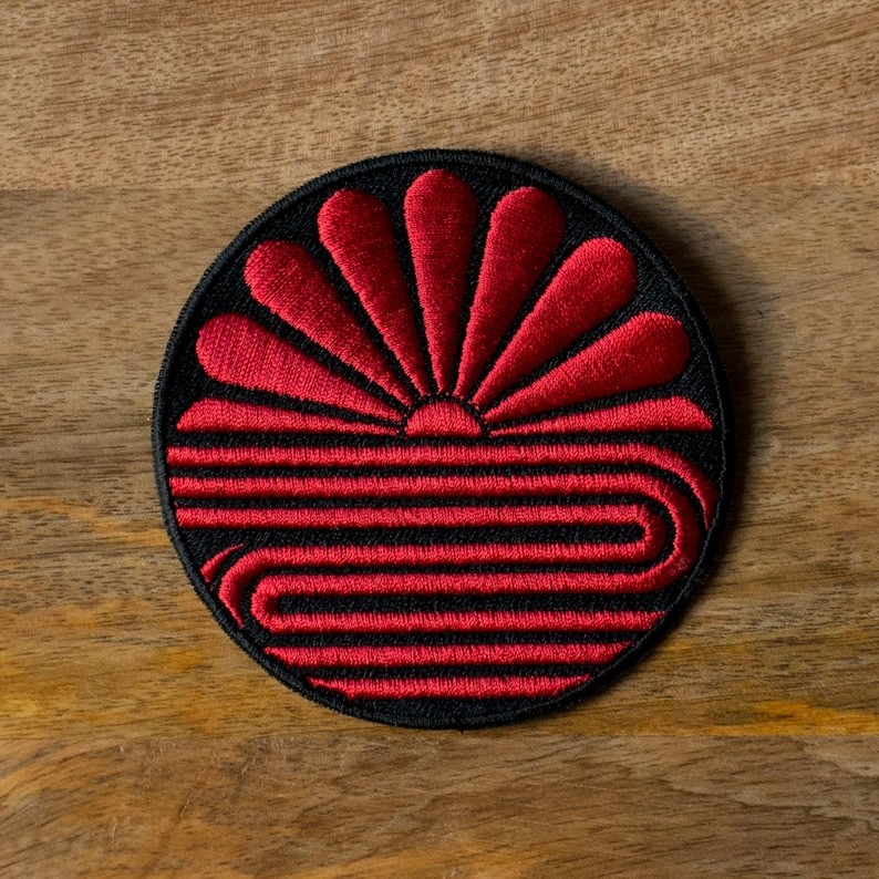 Japan Kikusui Chrysanthemum mon Embroidered Patch — alternate view